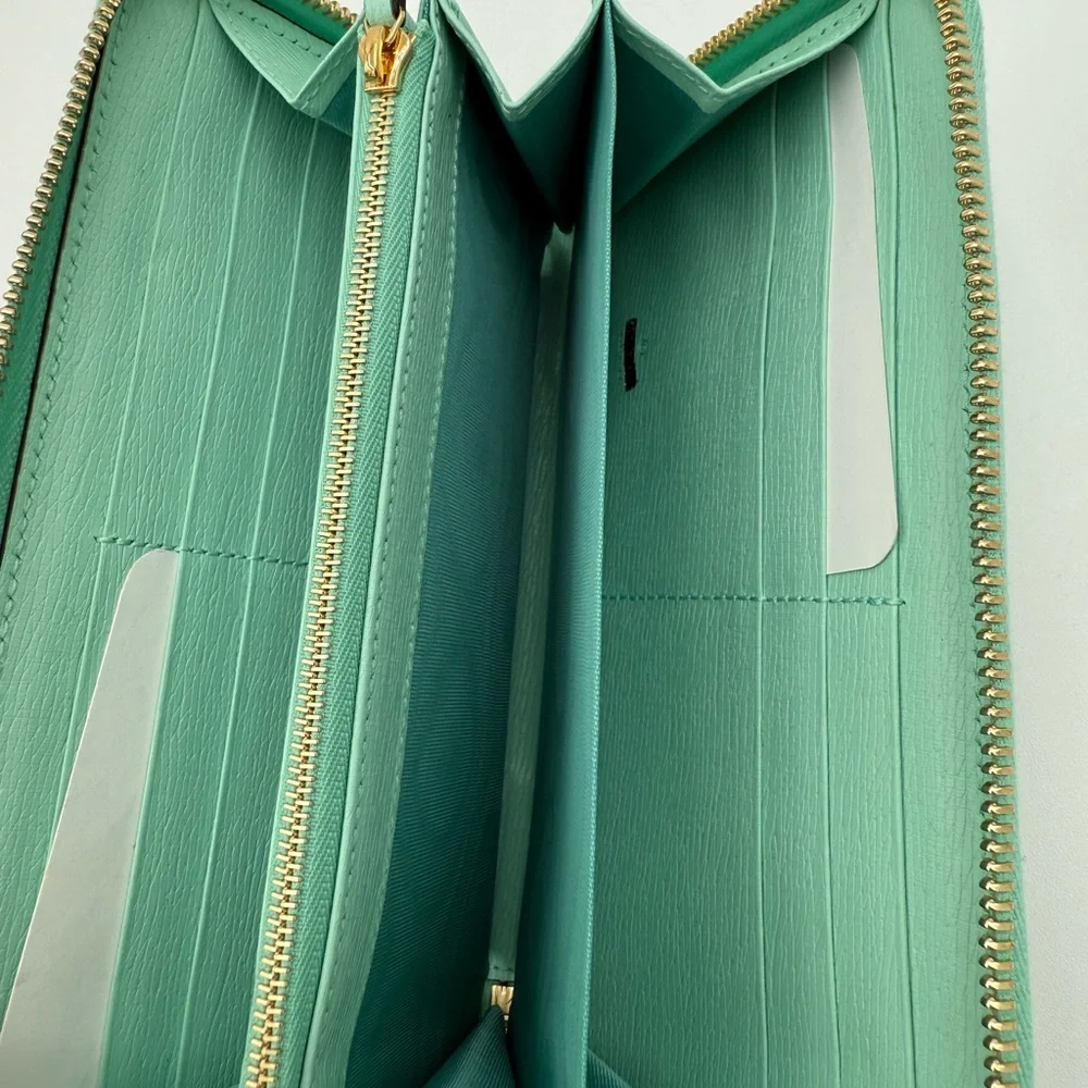 GUCCI x Angela Nguyen Kawaii Long Zip Wallet – Limited Edition - Picture 9 of 15
